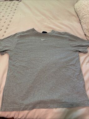 Nike Gray Short-Sleeve oversized Crew T-Shirt with White Swoosh